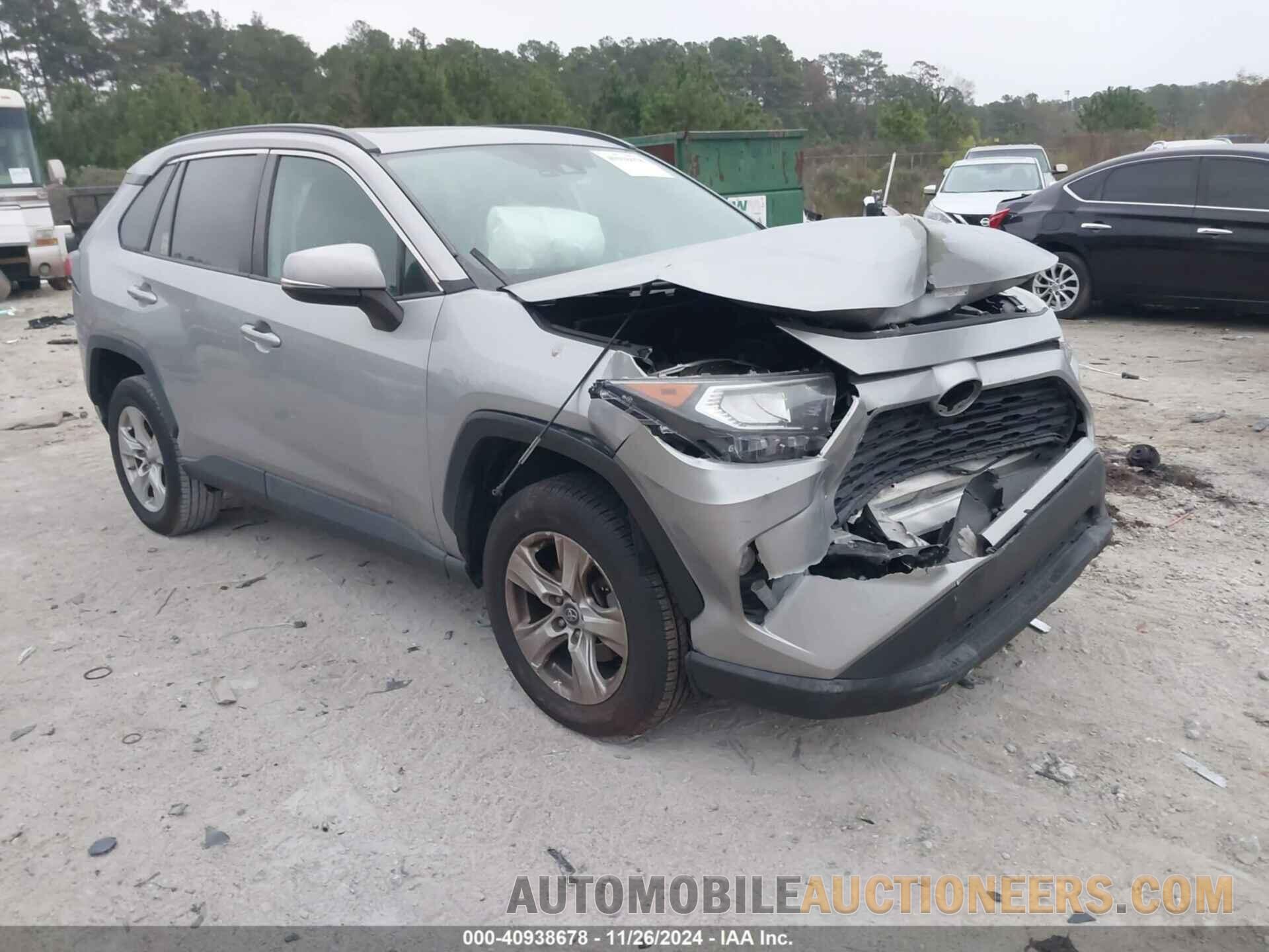 2T3W1RFVXKW013982 TOYOTA RAV4 2019