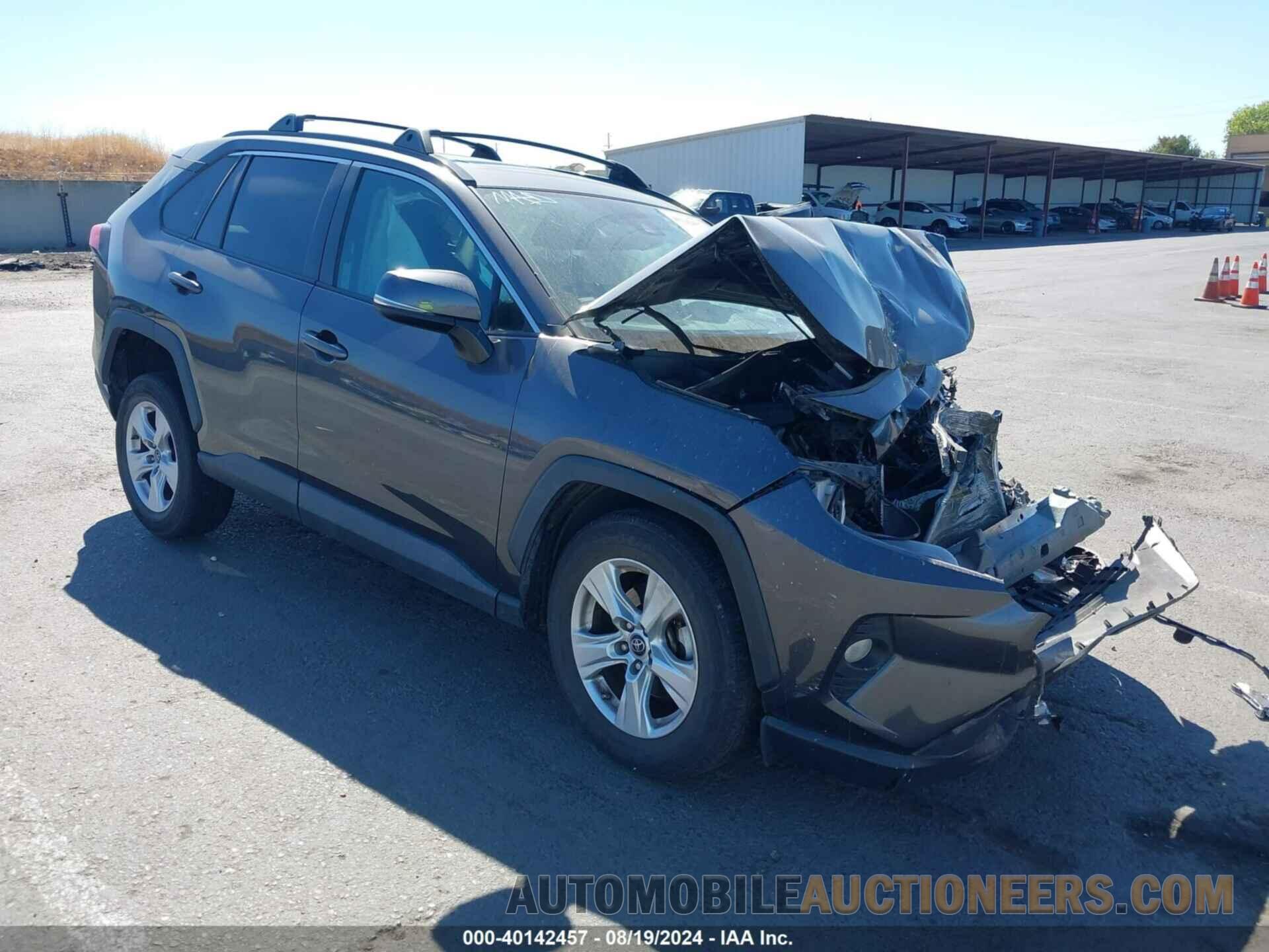 2T3W1RFVXKW023721 TOYOTA RAV4 2019