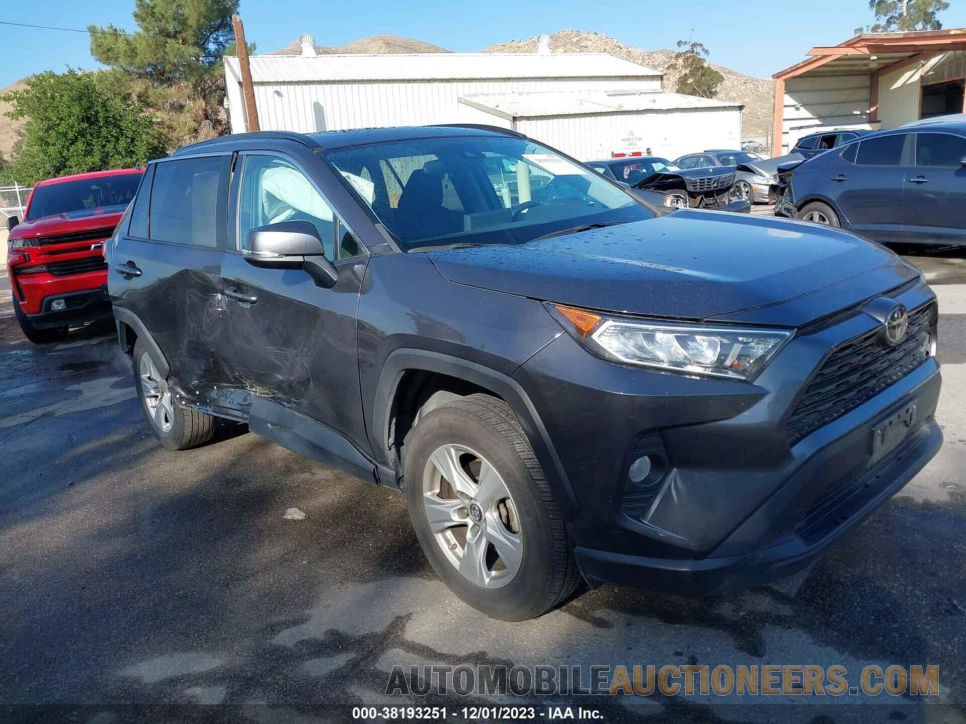 2T3W1RFVXKW024092 TOYOTA RAV4 2019