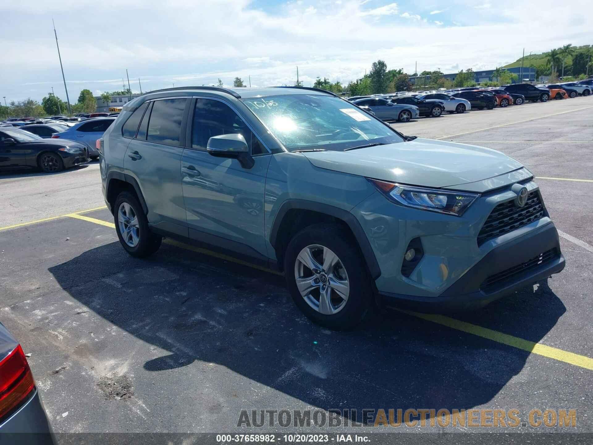 2T3W1RFVXKW053785 TOYOTA RAV4 2019