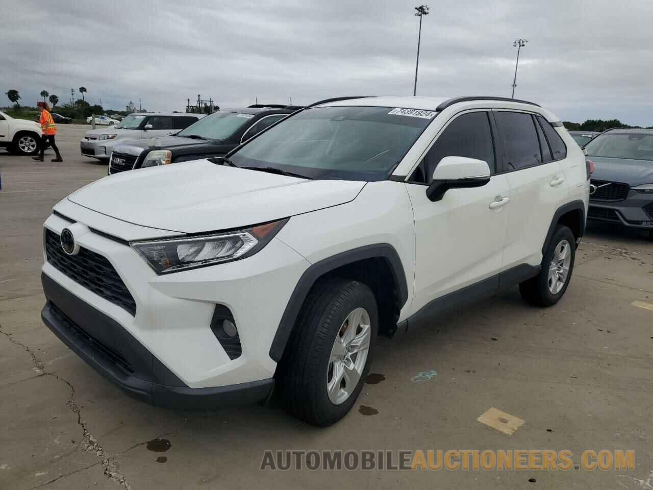 2T3W1RFVXLW062357 TOYOTA RAV4 2020