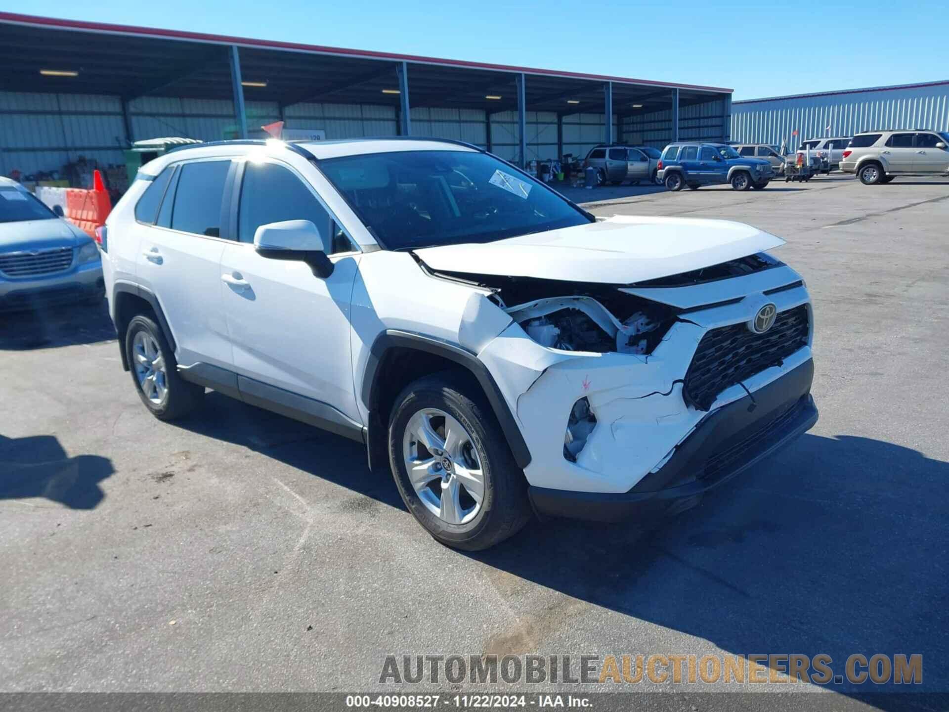 2T3W1RFVXMC118283 TOYOTA RAV4 2021