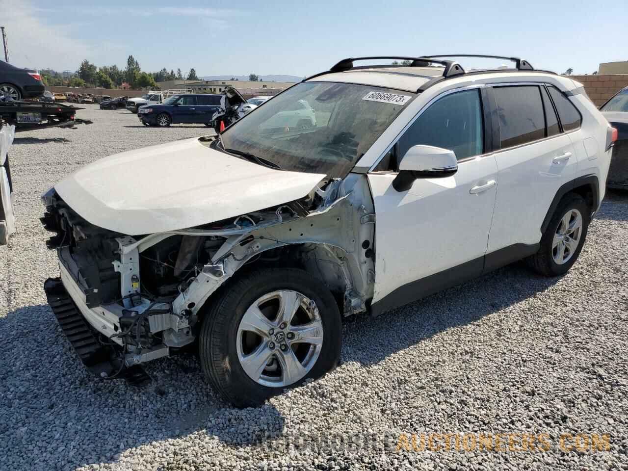 2T3W1RFVXMC118431 TOYOTA RAV4 2021