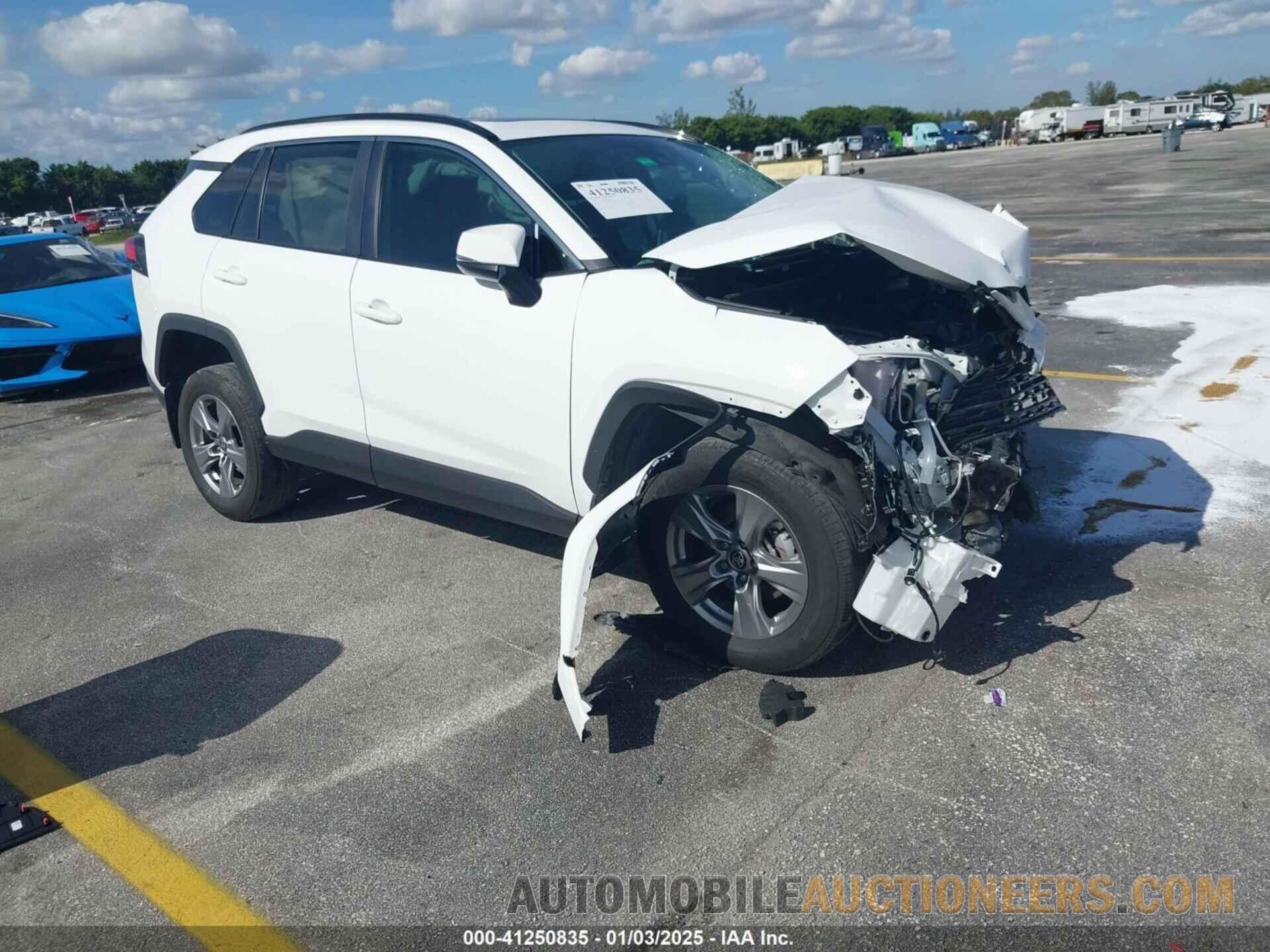 2T3W1RFVXRC267820 TOYOTA RAV4 2024