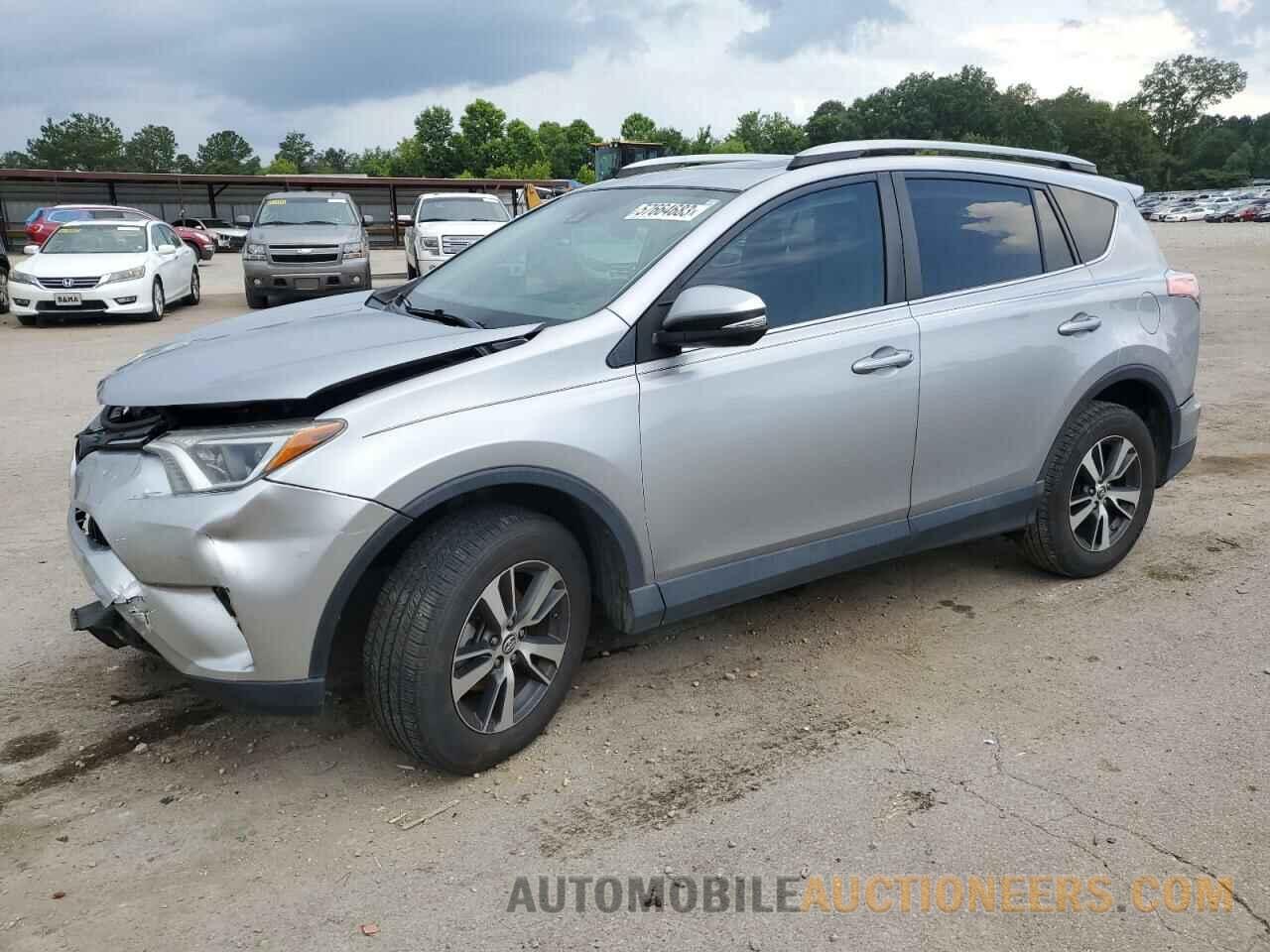 2T3WFREV0HW332965 TOYOTA RAV4 2017