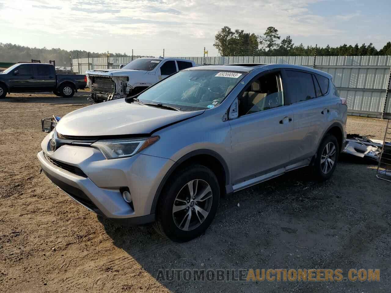 2T3WFREV0HW353802 TOYOTA RAV4 2017