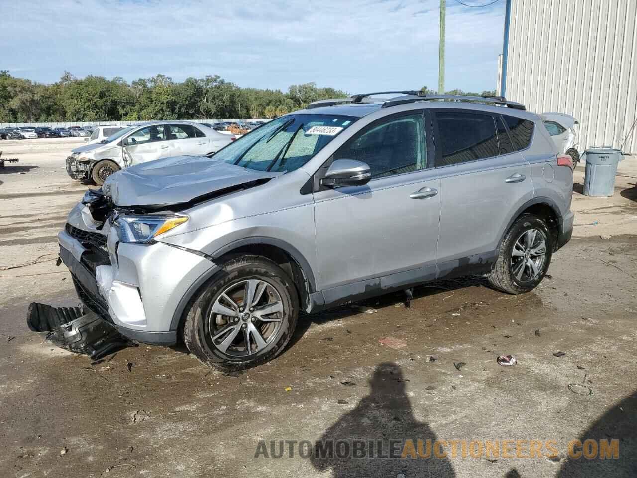 2T3WFREV0HW384502 TOYOTA RAV4 2017