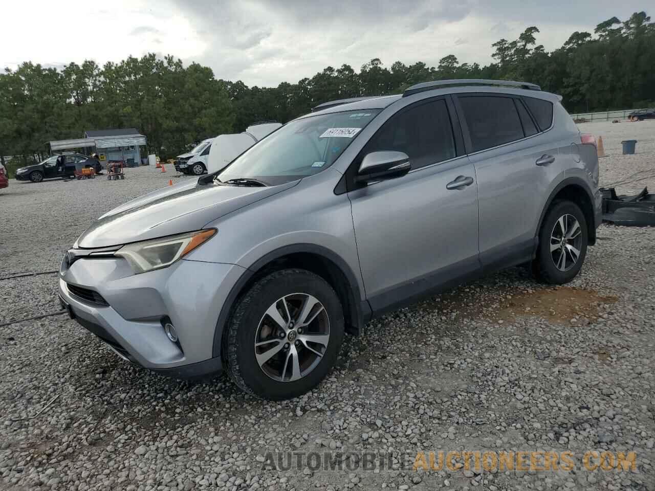 2T3WFREV0HW393099 TOYOTA RAV4 2017