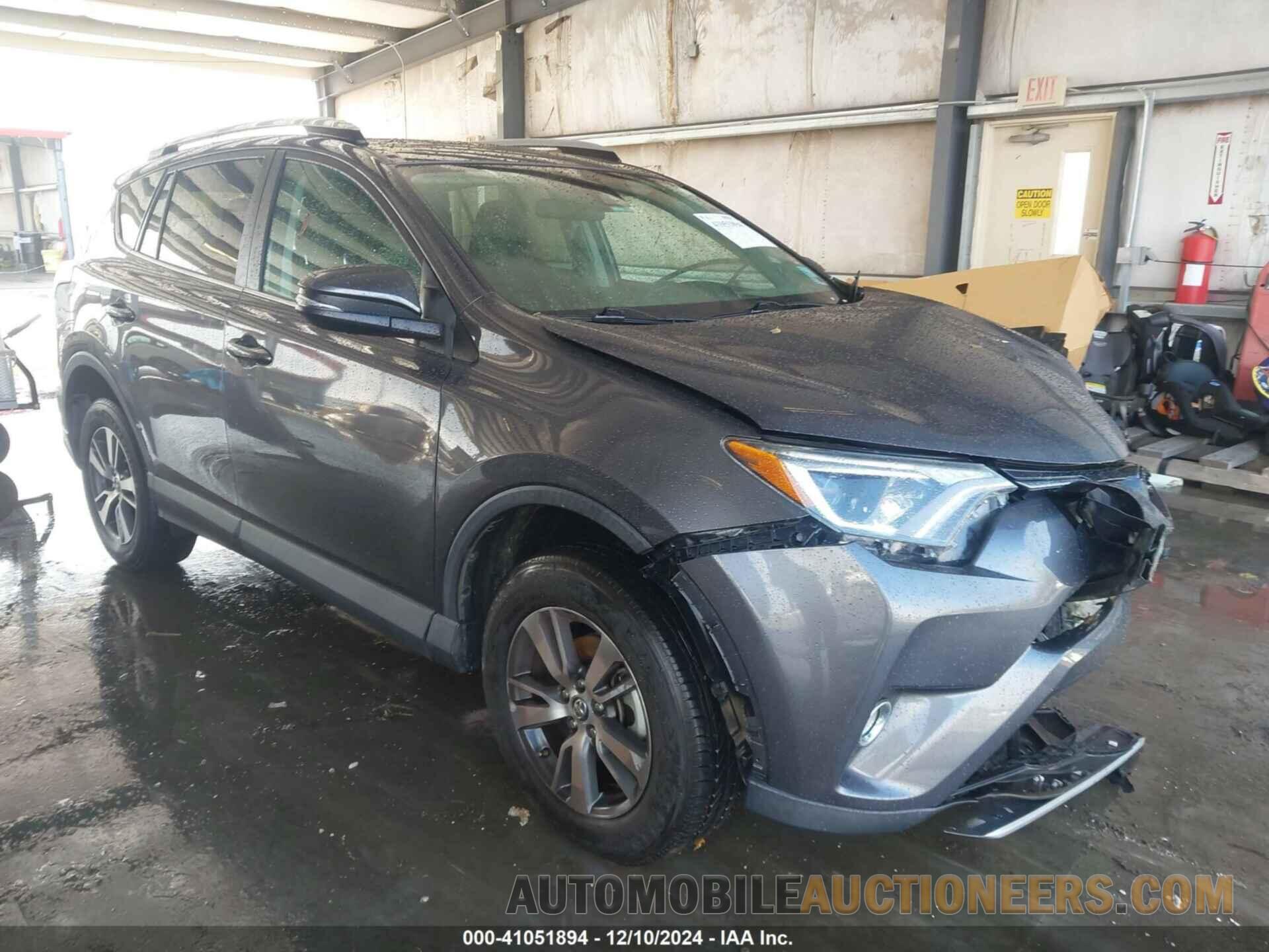 2T3WFREV0JW418606 TOYOTA RAV4 2018