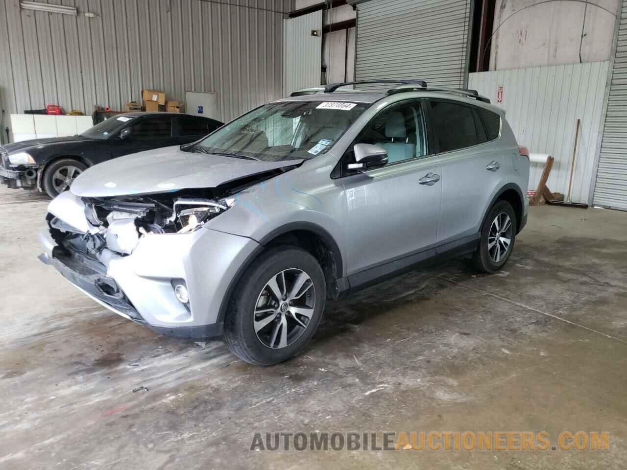 2T3WFREV0JW420842 TOYOTA RAV4 2018