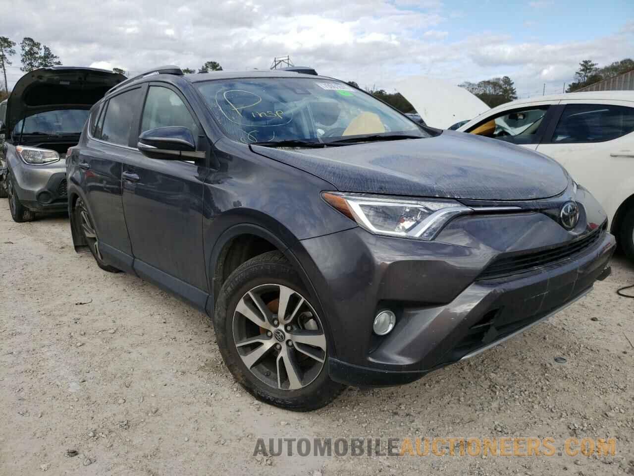 2T3WFREV0JW428696 TOYOTA RAV4 2018