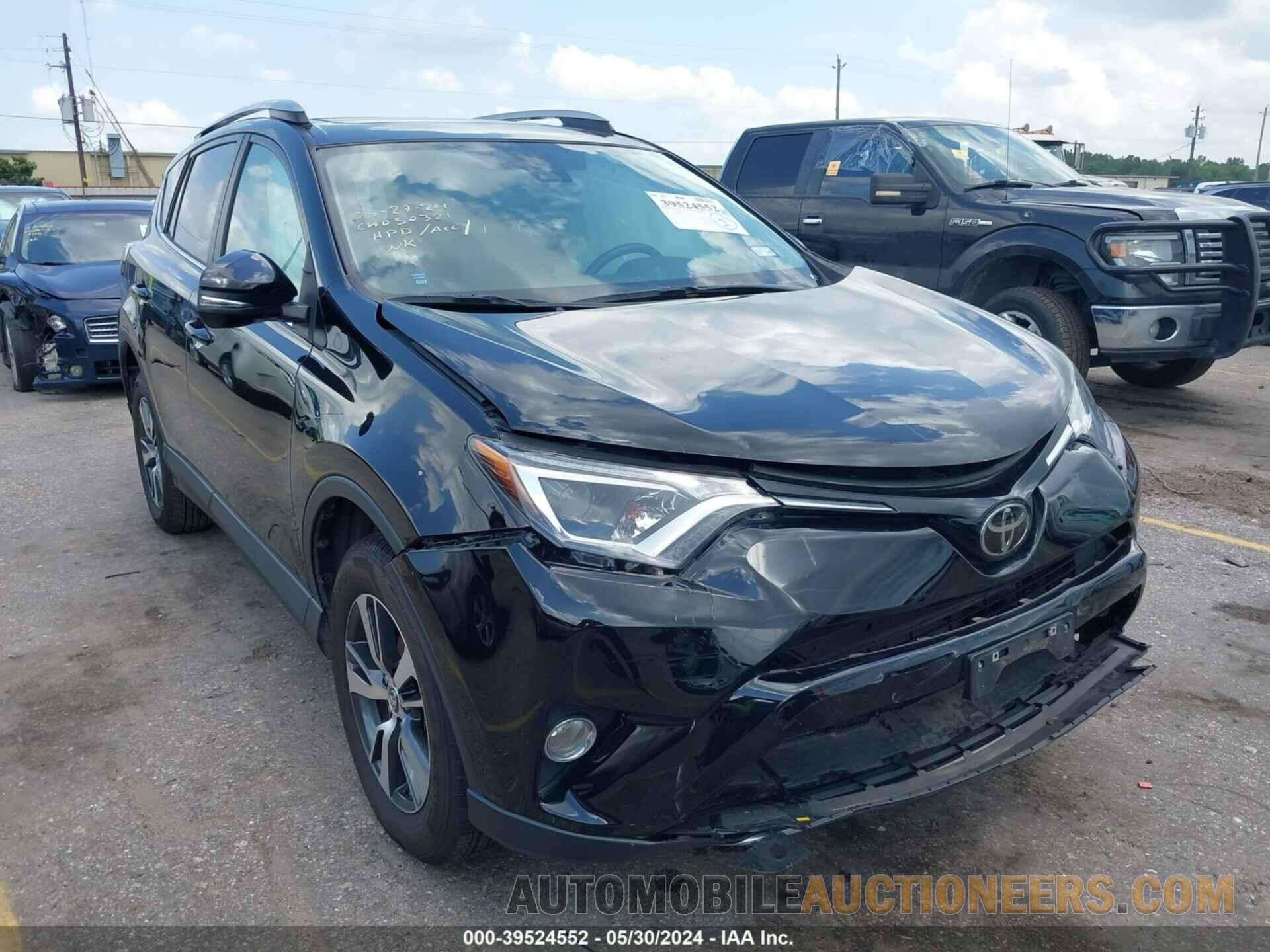 2T3WFREV0JW448124 TOYOTA RAV4 2018