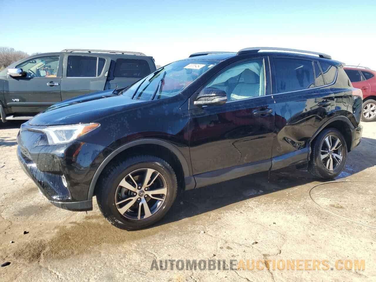 2T3WFREV0JW469104 TOYOTA RAV4 2018