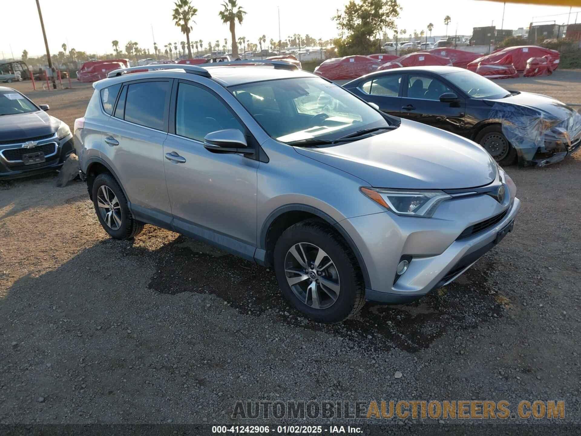 2T3WFREV0JW474688 TOYOTA RAV4 2018