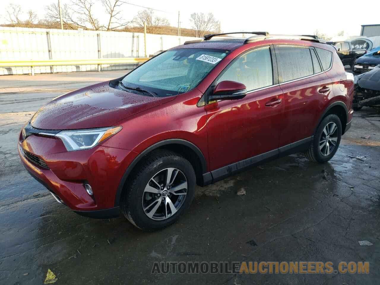 2T3WFREV0JW518236 TOYOTA RAV4 2018