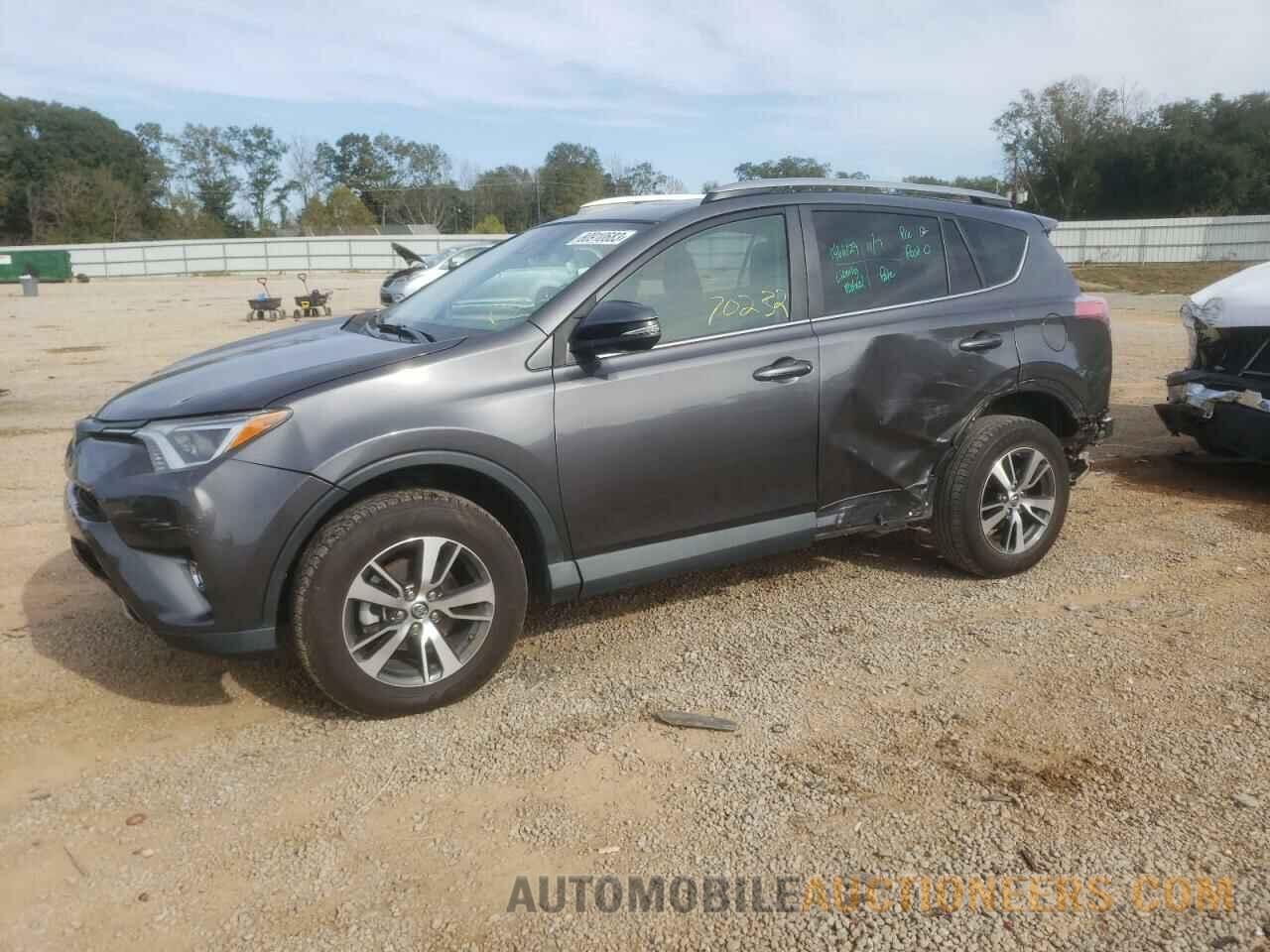 2T3WFREV0JW523288 TOYOTA RAV4 2018