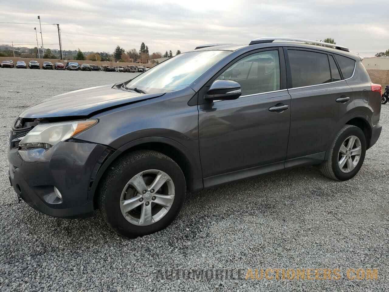 2T3WFREV1DW037321 TOYOTA RAV4 2013