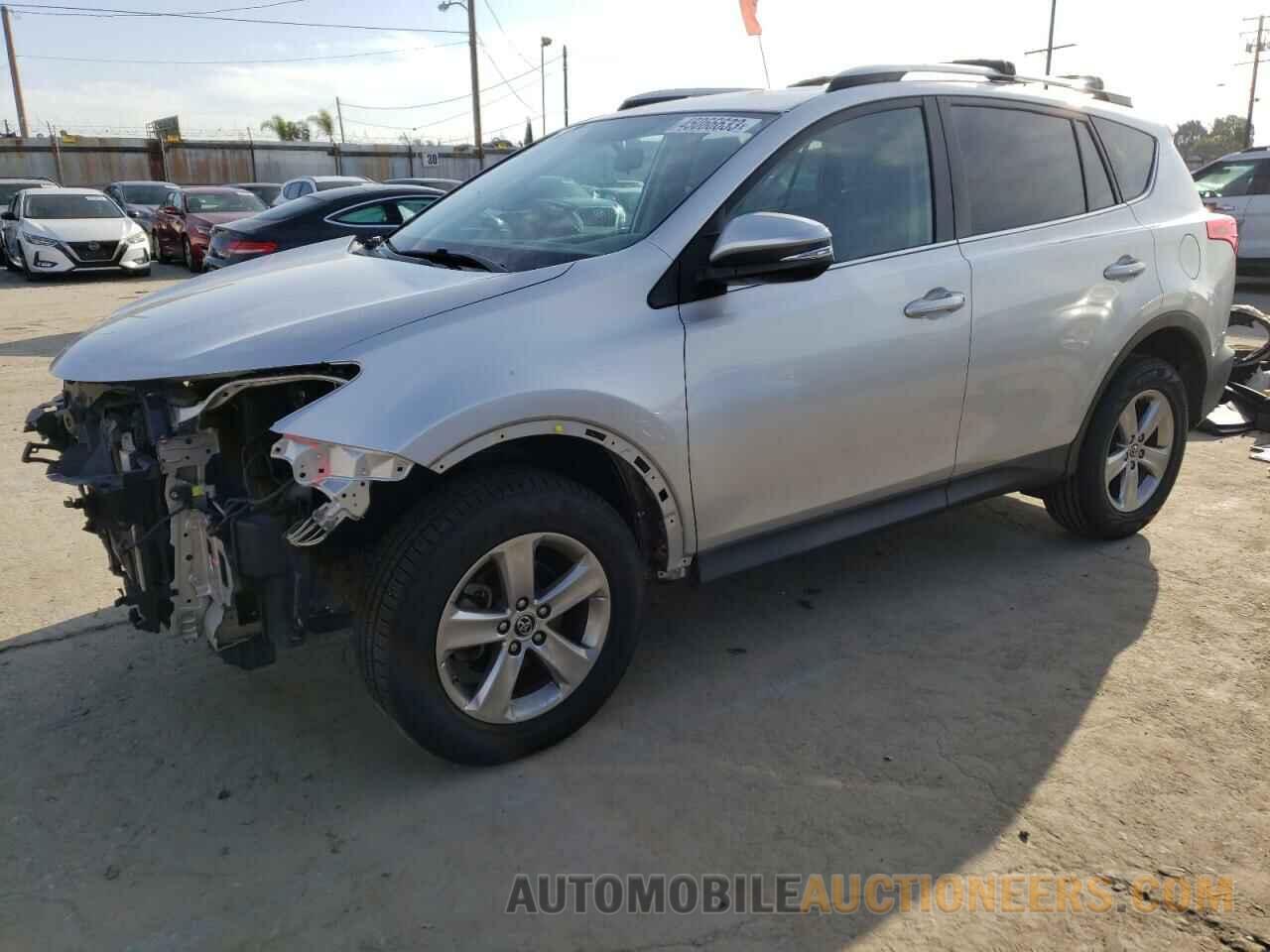 2T3WFREV1FW180479 TOYOTA RAV4 2015