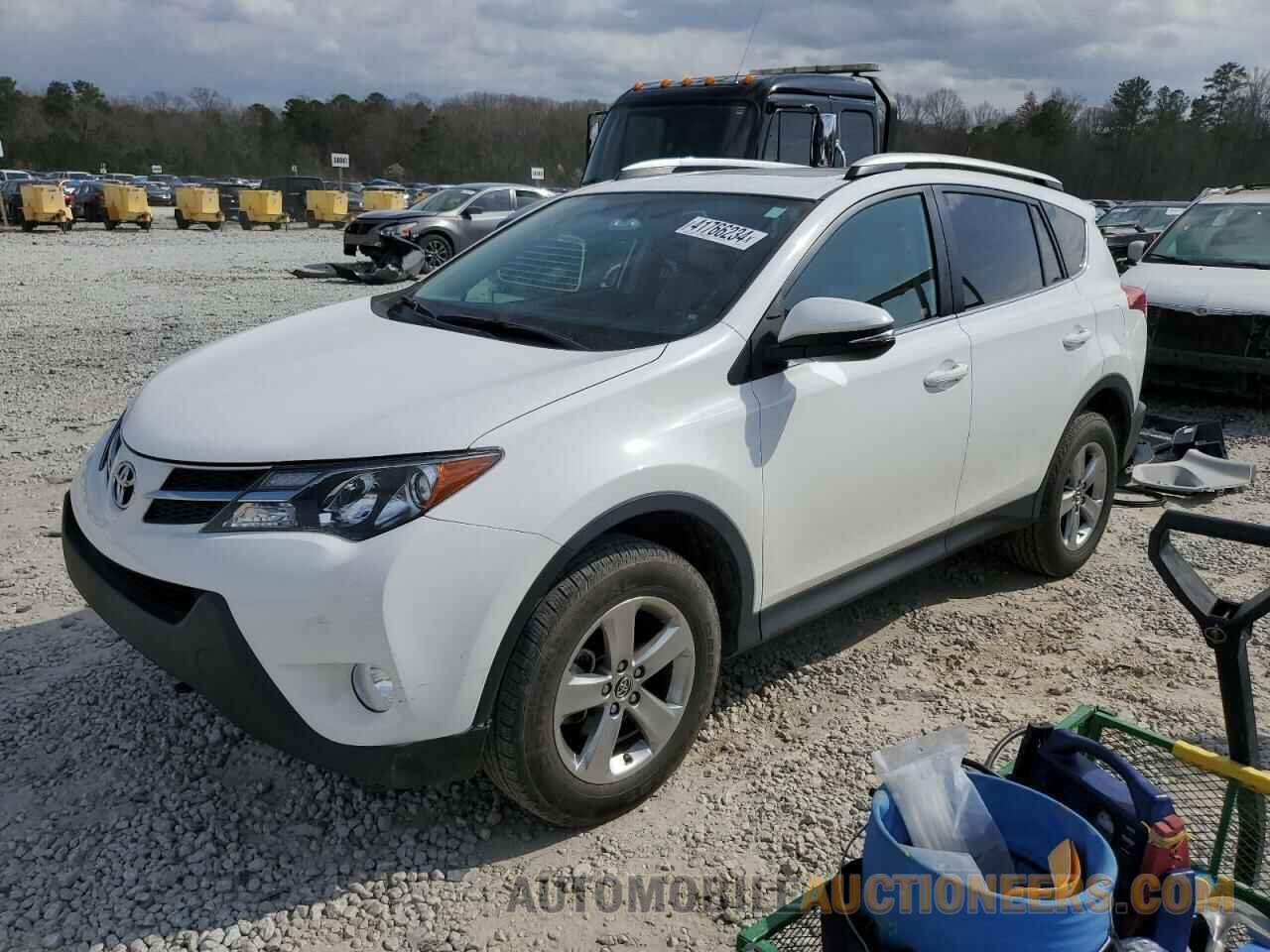 2T3WFREV1FW188792 TOYOTA RAV4 2015