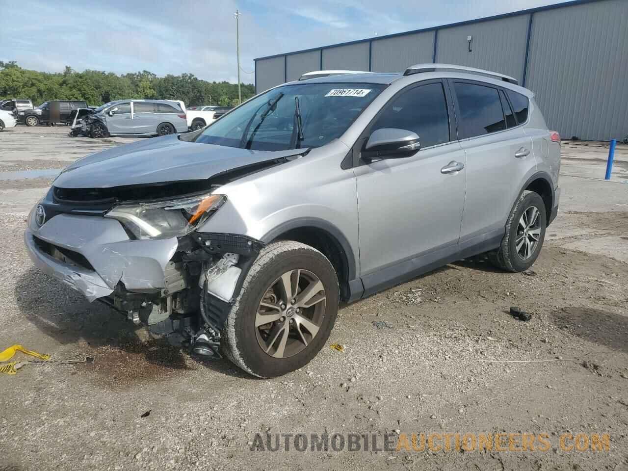 2T3WFREV1GW278414 TOYOTA RAV4 2016