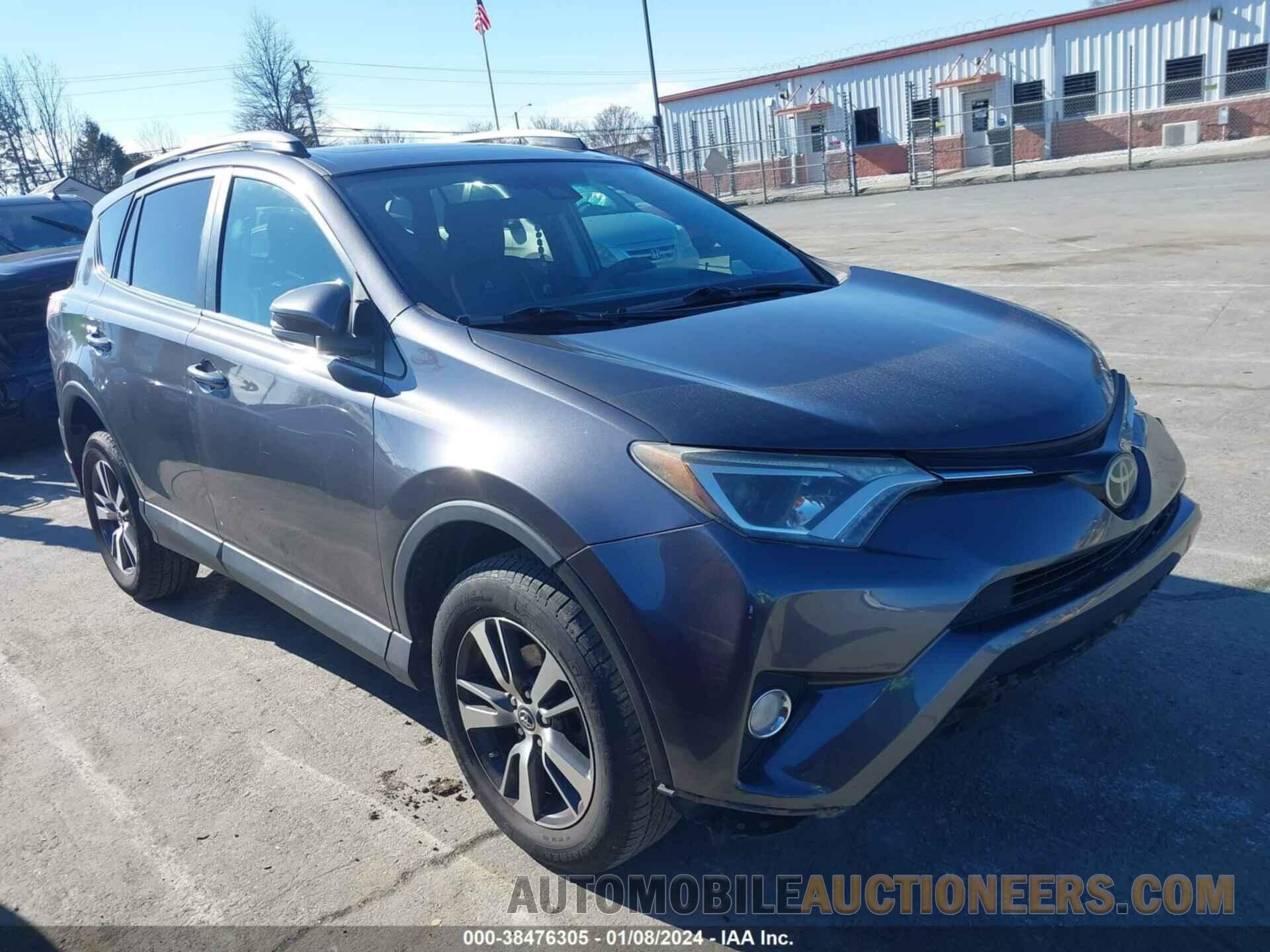 2T3WFREV1HW329749 TOYOTA RAV4 2017