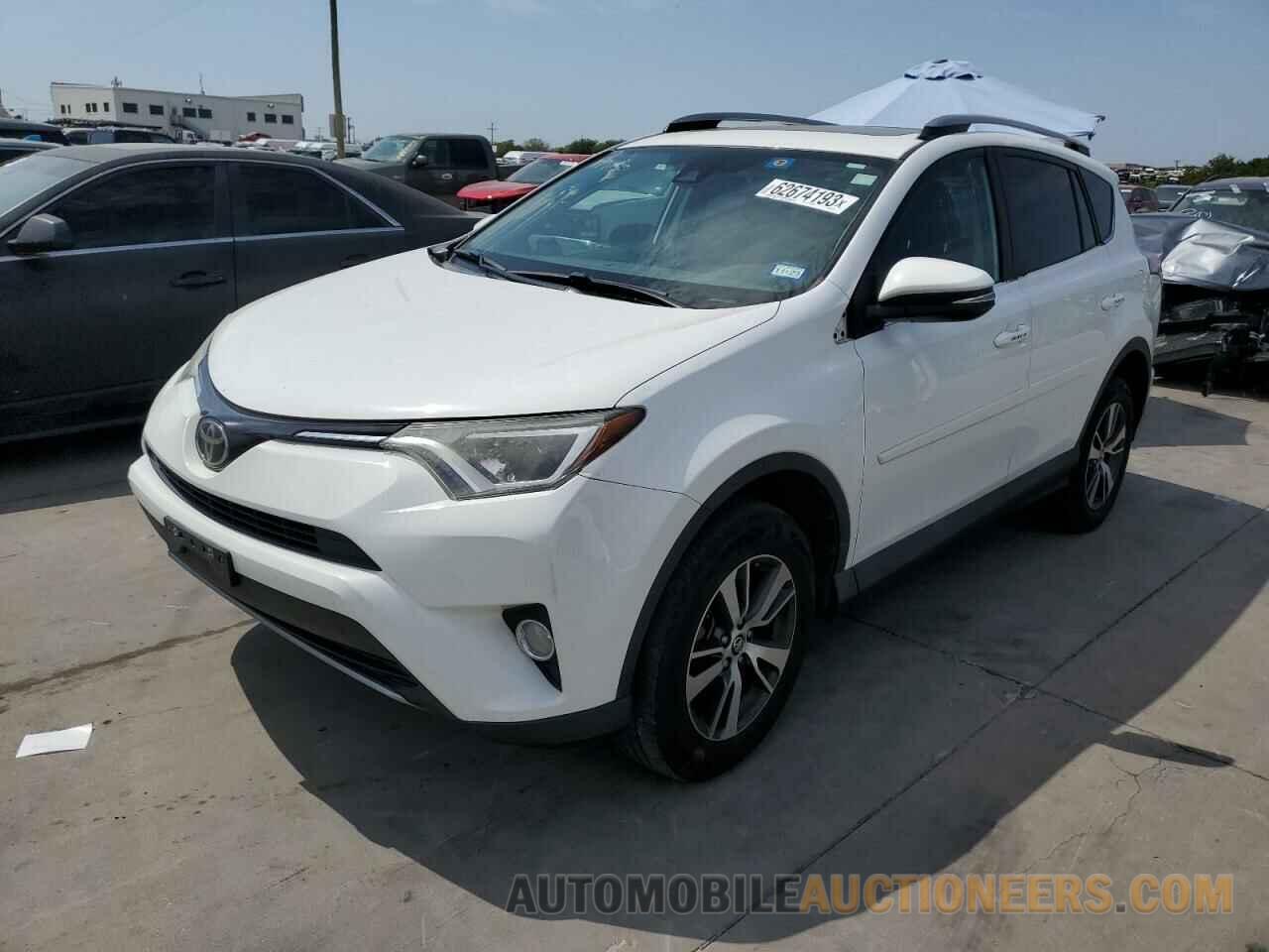 2T3WFREV1HW332828 TOYOTA RAV4 2017