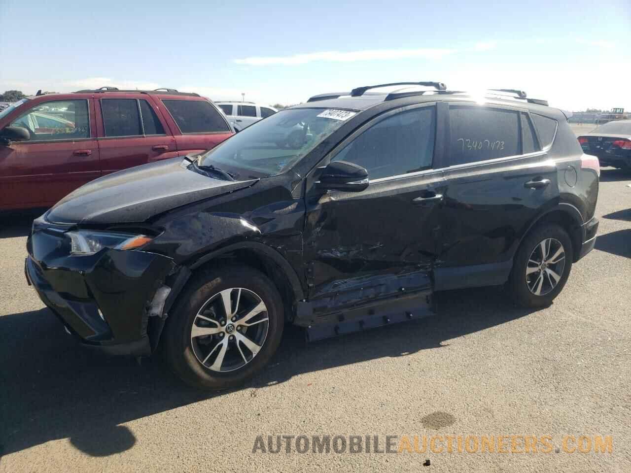 2T3WFREV1JW433177 TOYOTA RAV4 2018