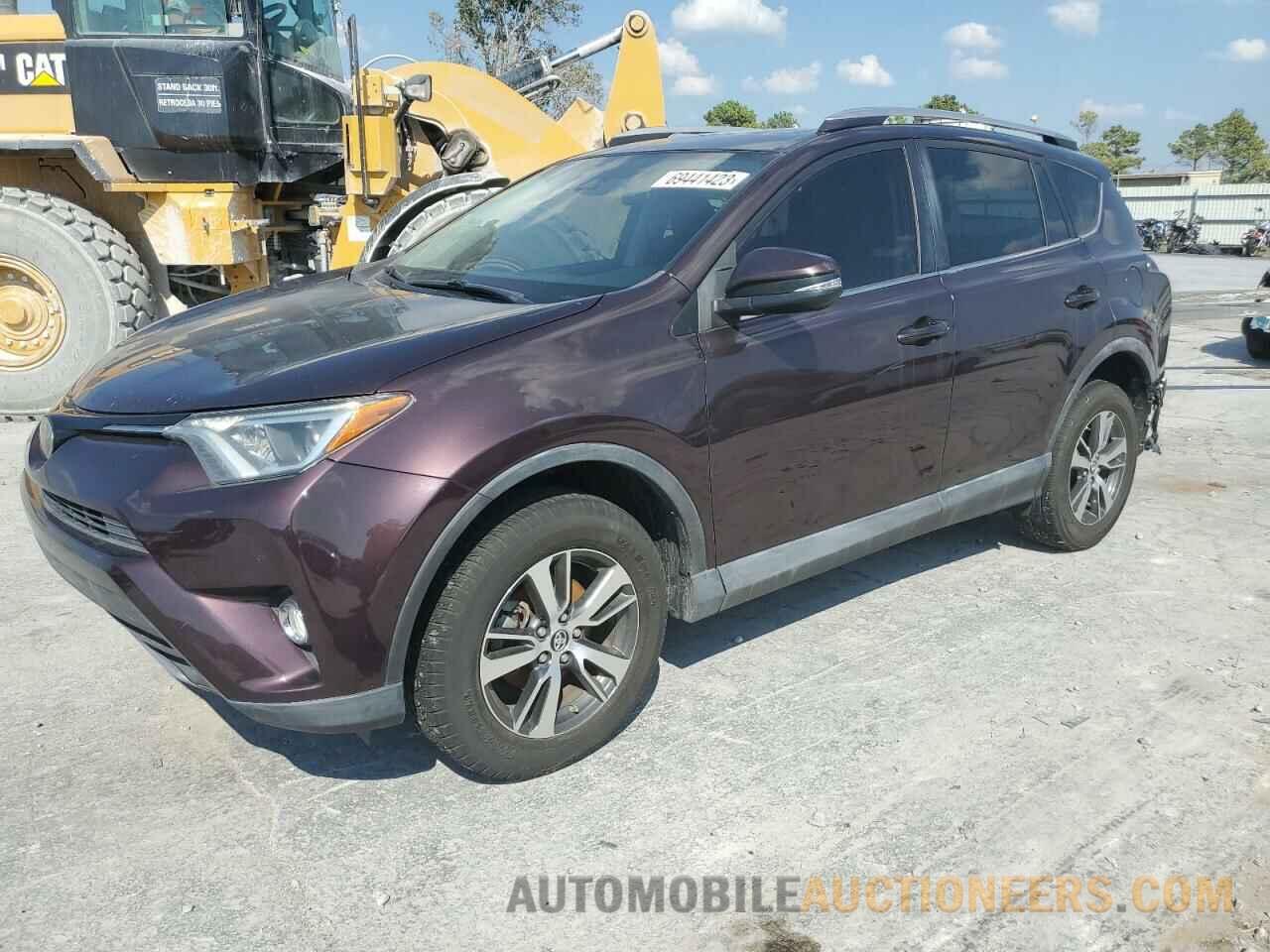 2T3WFREV1JW435933 TOYOTA RAV4 2018