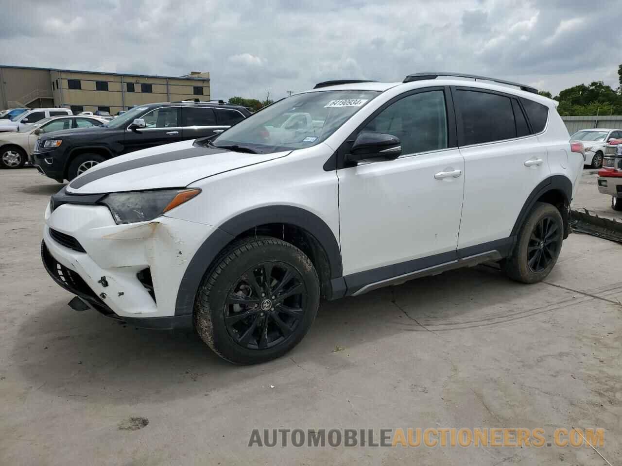 2T3WFREV1JW447046 TOYOTA RAV4 2018