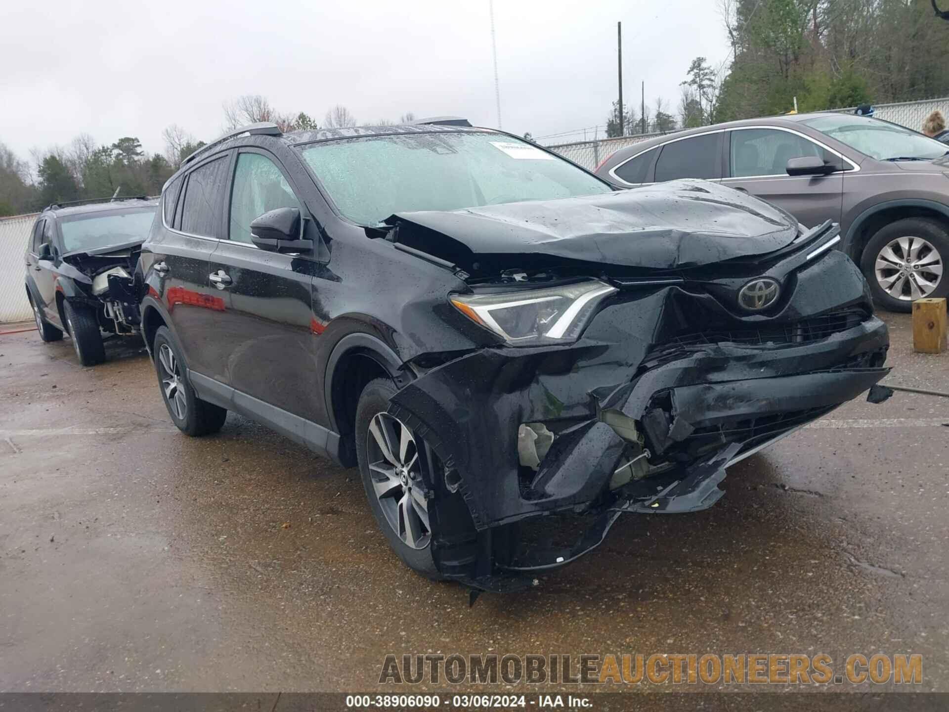 2T3WFREV1JW453669 TOYOTA RAV4 2018