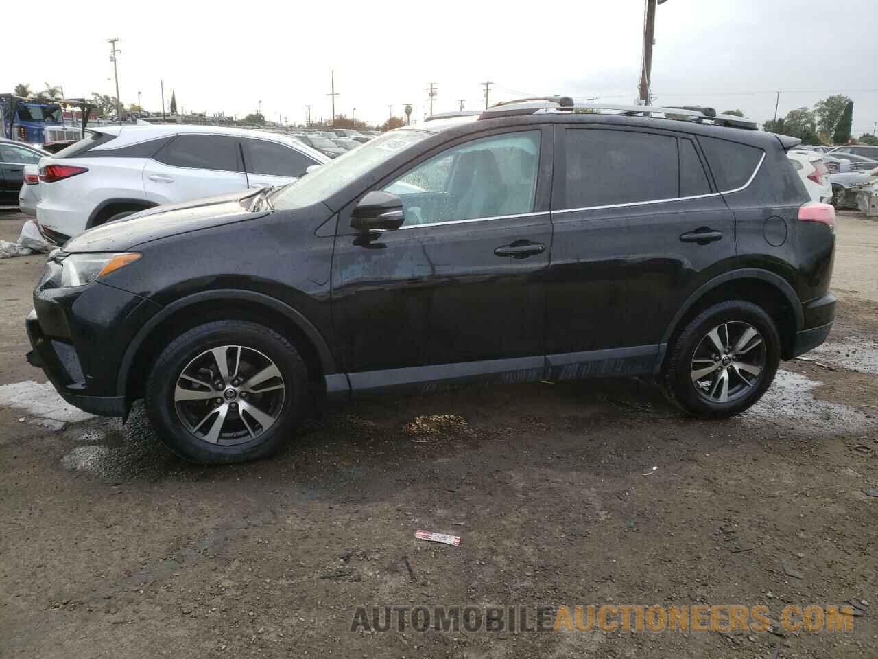 2T3WFREV1JW453994 TOYOTA RAV4 2018