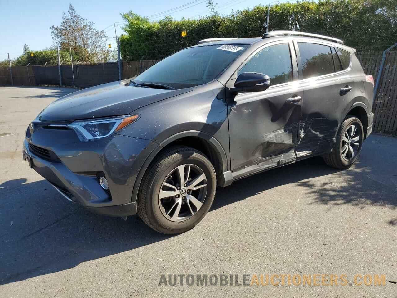 2T3WFREV1JW461450 TOYOTA RAV4 2018