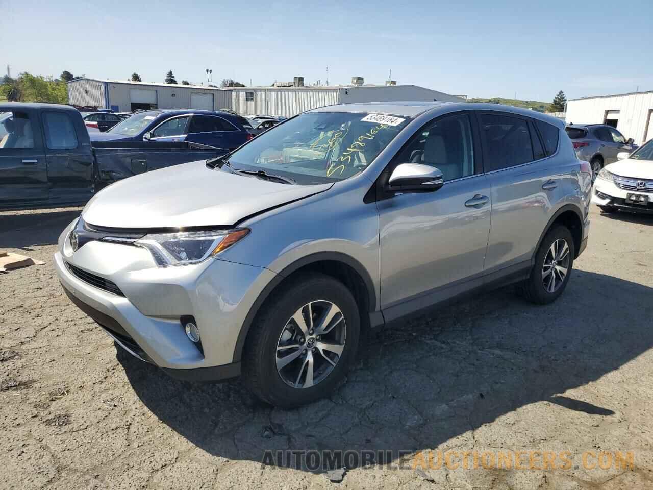 2T3WFREV1JW464011 TOYOTA RAV4 2018