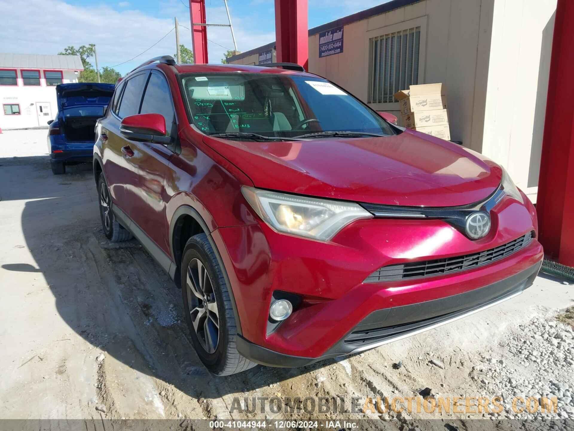 2T3WFREV1JW469046 TOYOTA RAV4 2018