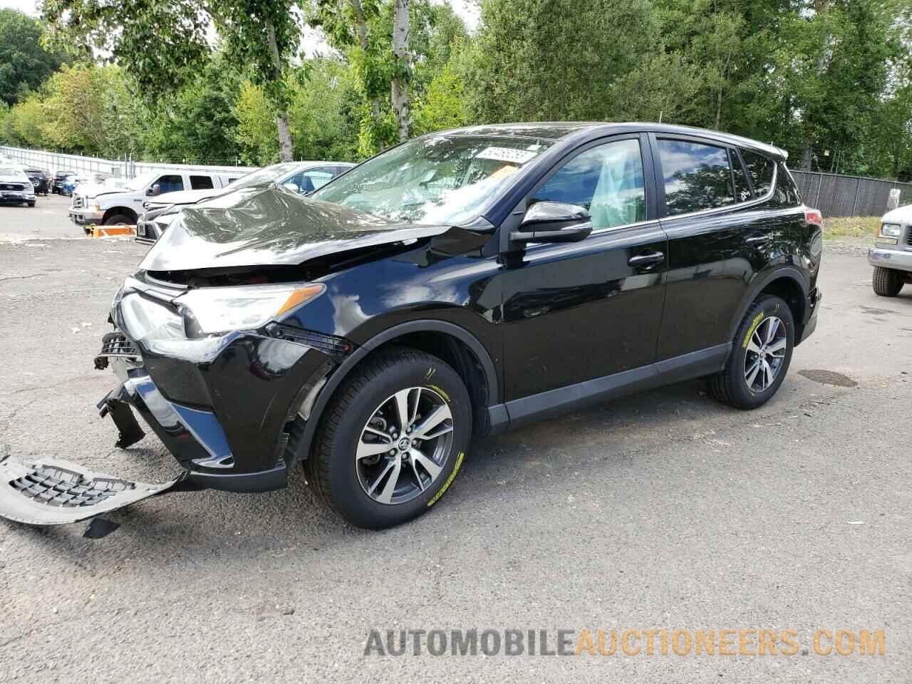 2T3WFREV1JW479026 TOYOTA RAV4 2018