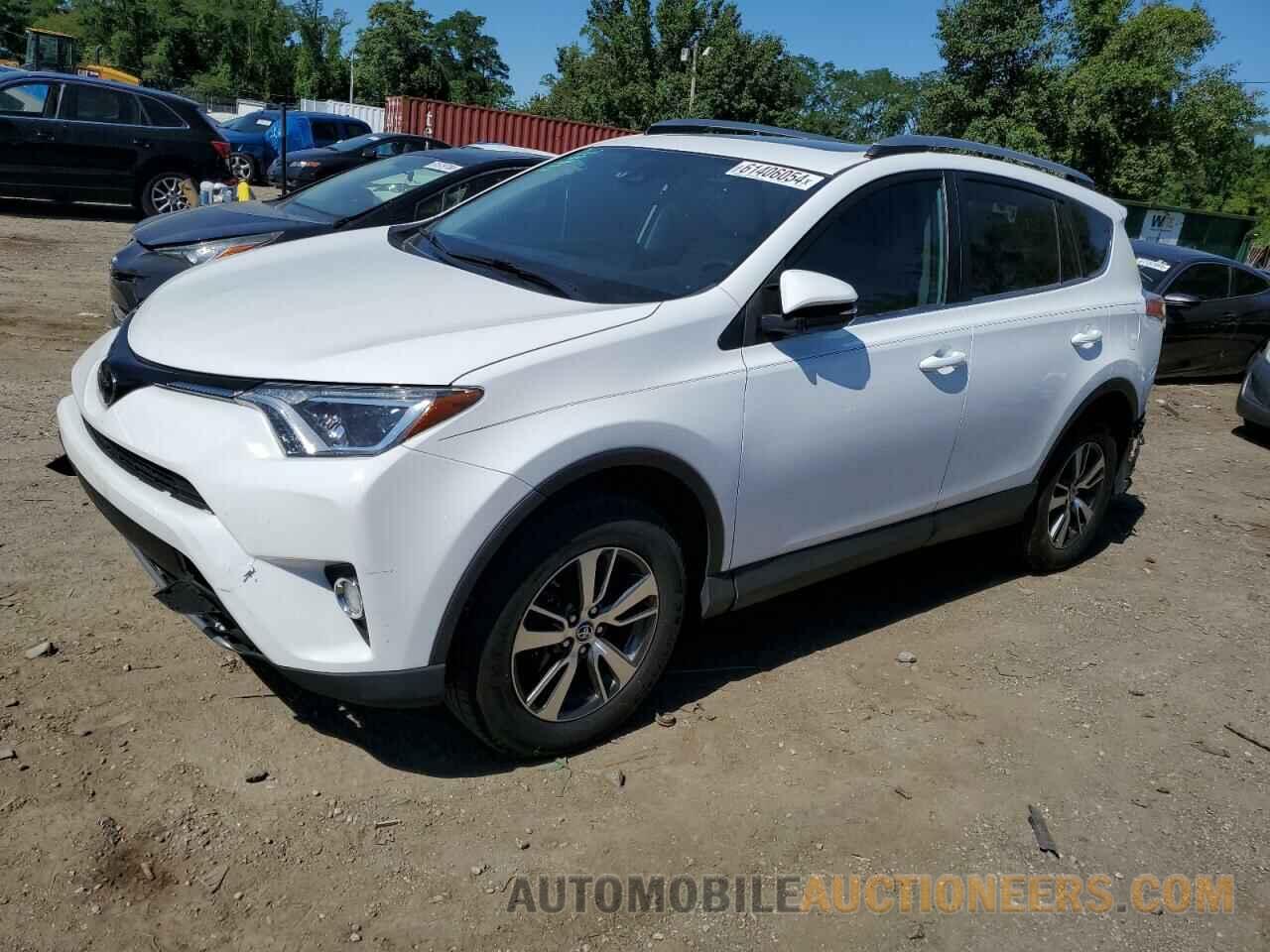 2T3WFREV1JW518164 TOYOTA RAV4 2018