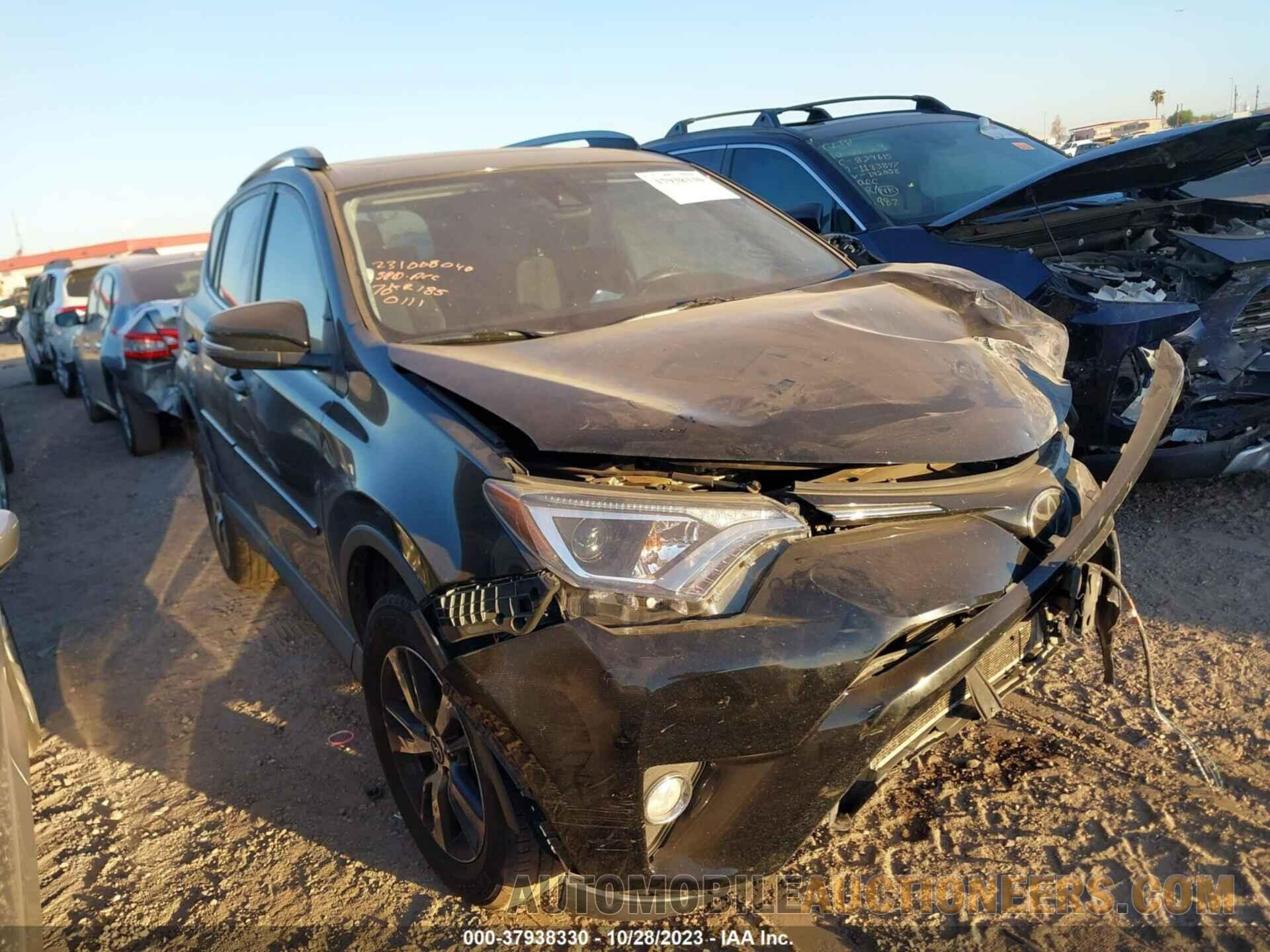 2T3WFREV1JW520111 TOYOTA RAV4 2018