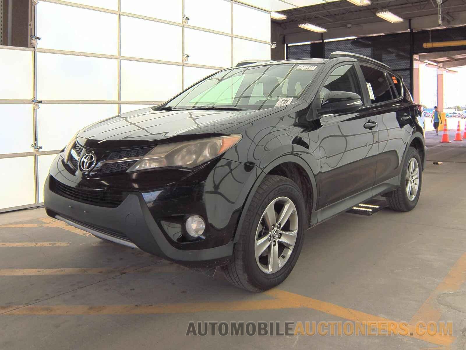 2T3WFREV2FW137057 Toyota RAV4 2015