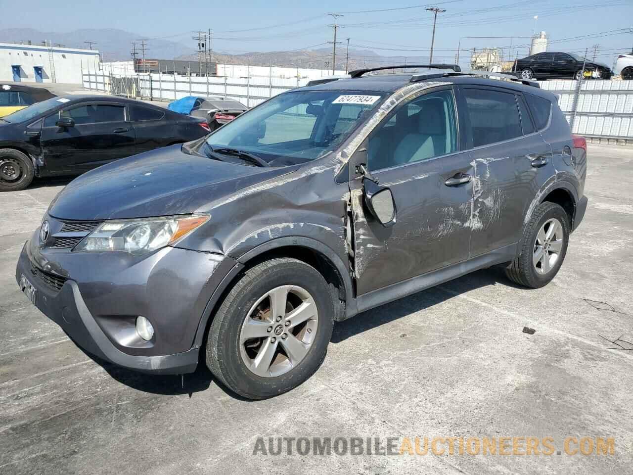 2T3WFREV2FW138631 TOYOTA RAV4 2015