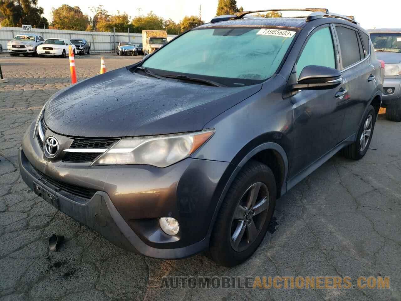 2T3WFREV2FW141366 TOYOTA RAV4 2015