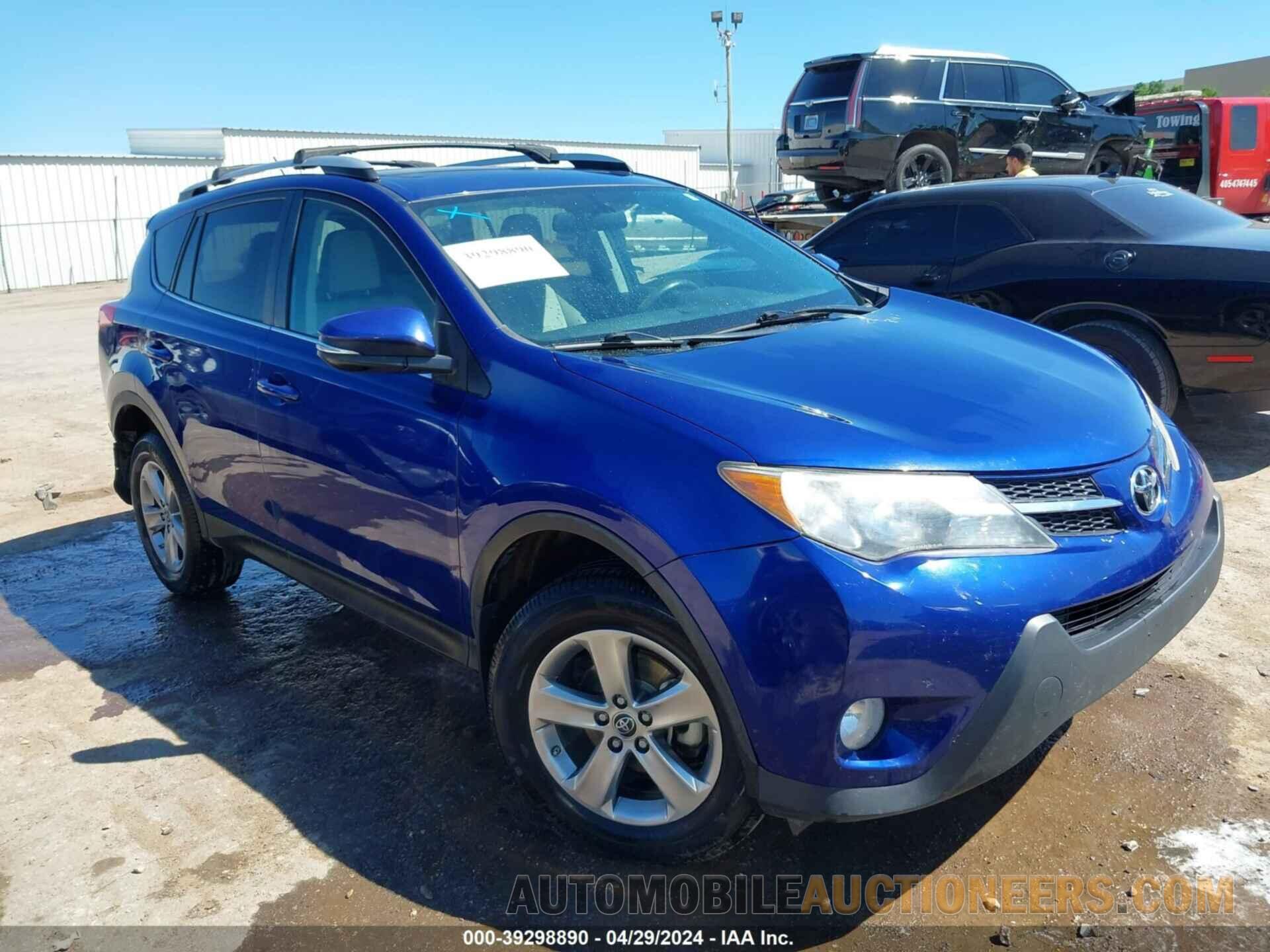 2T3WFREV2FW162556 TOYOTA RAV4 2015