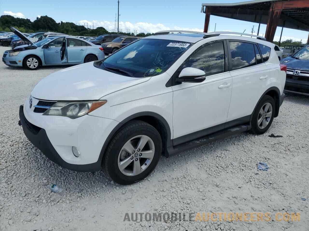 2T3WFREV2FW218513 TOYOTA RAV4 2015