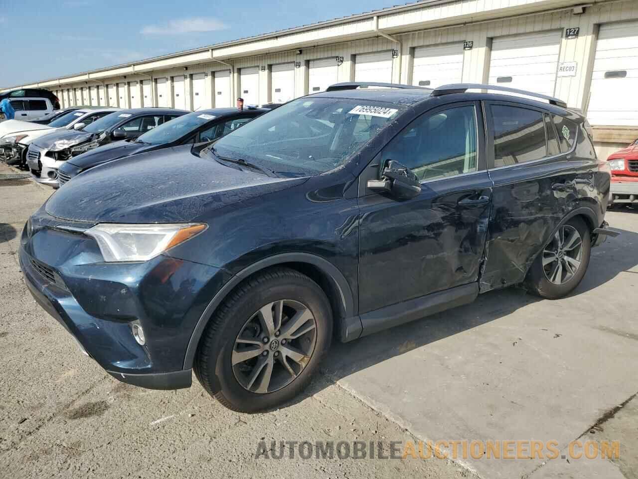 2T3WFREV2HW318601 TOYOTA RAV4 2017