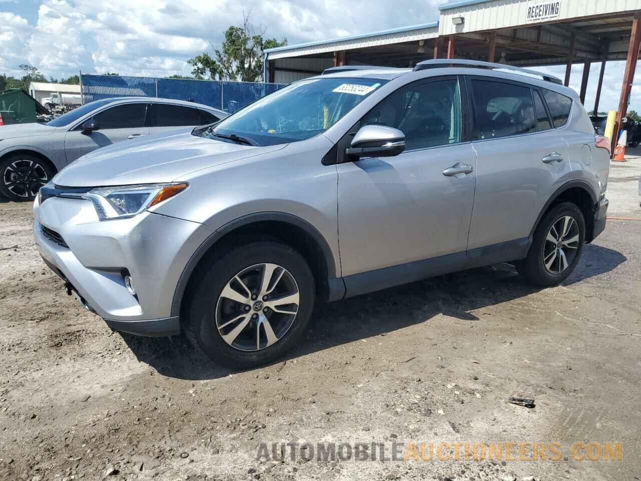 2T3WFREV2HW323426 TOYOTA RAV4 2017