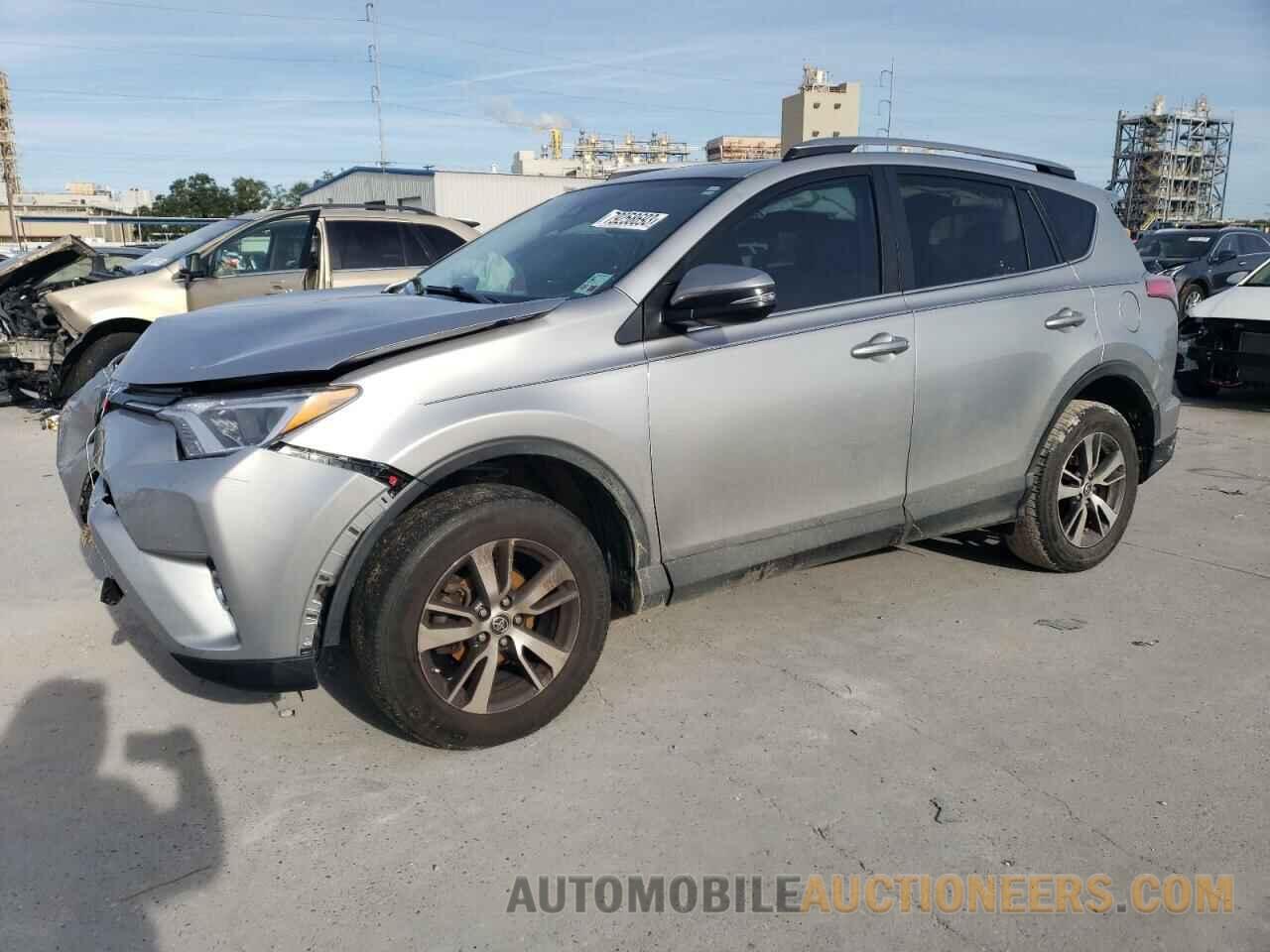 2T3WFREV2HW333504 TOYOTA RAV4 2017