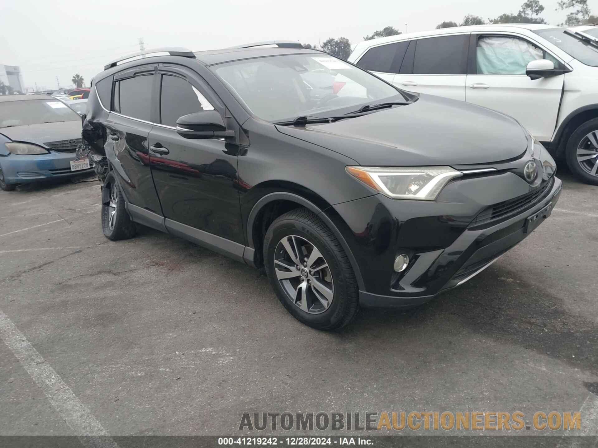 2T3WFREV2HW336371 TOYOTA RAV4 2017