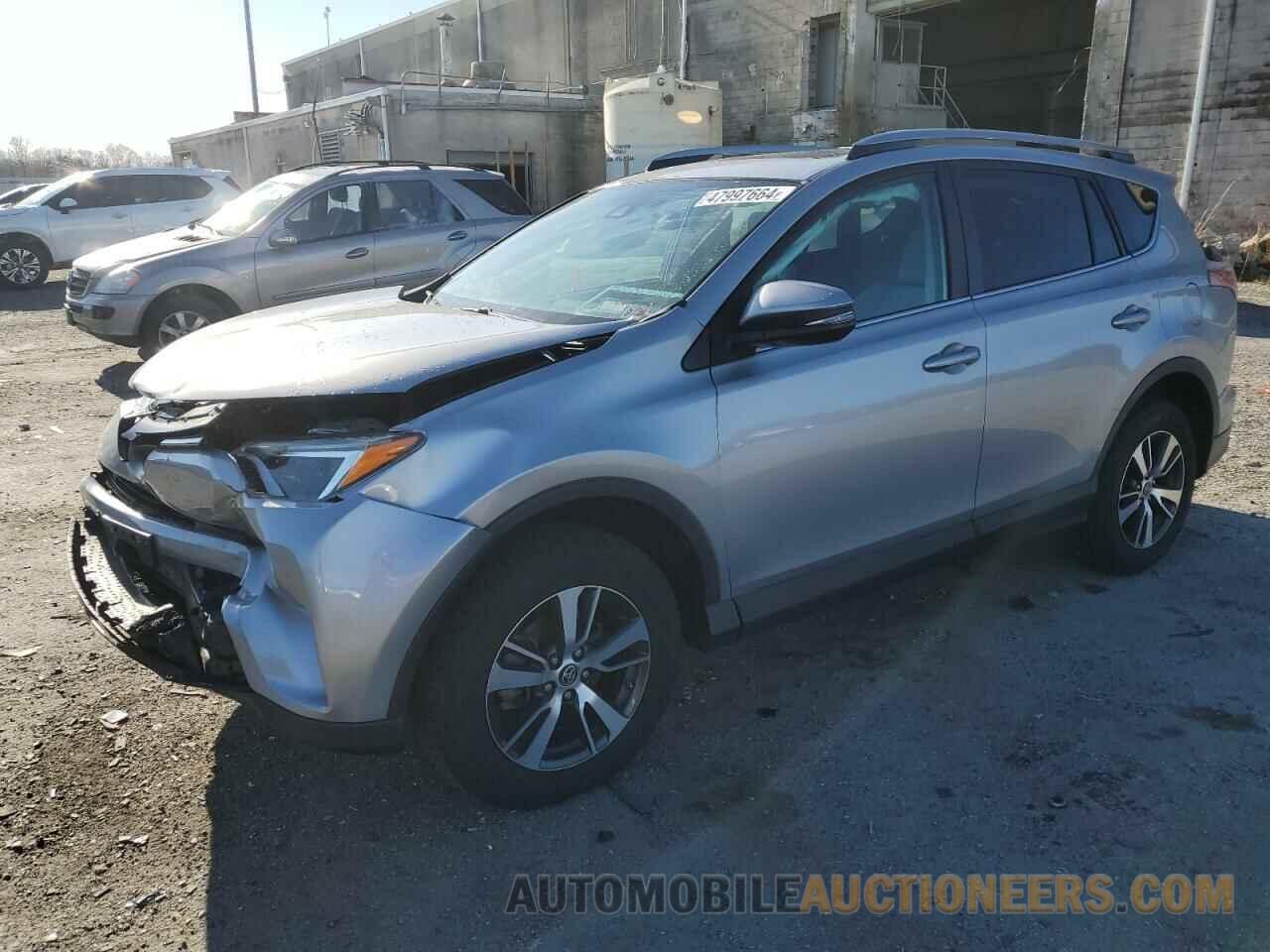 2T3WFREV2HW374232 TOYOTA RAV4 2017