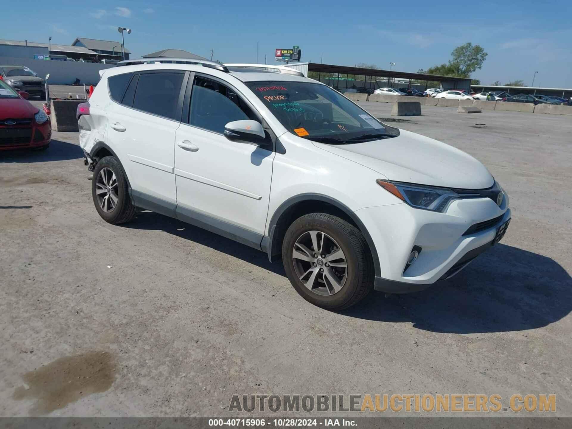 2T3WFREV2HW401087 TOYOTA RAV4 2017