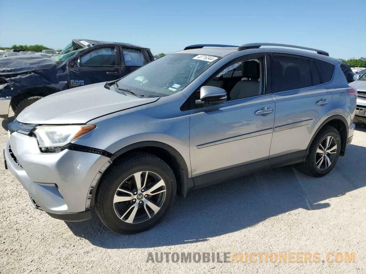 2T3WFREV2HW405558 TOYOTA RAV4 2017