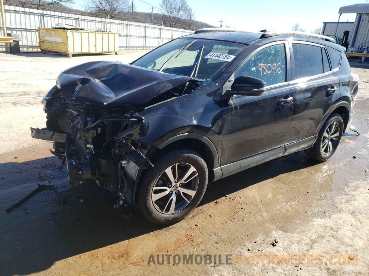 2T3WFREV2JW413438 TOYOTA RAV4 2018